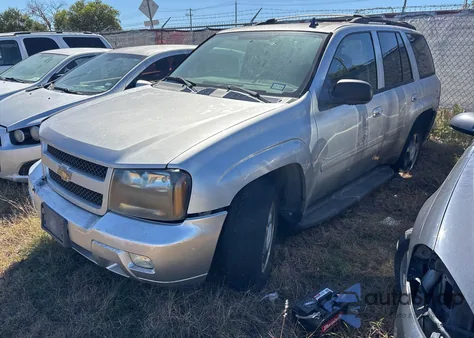 2008 Chevrolet Trailblazer Ls/Lt из США, поврежденный, VIN 1GNDS13S382118078